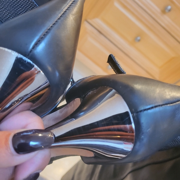 Bcbgmaxazria Runway concorde boots - Picture 14 of 17